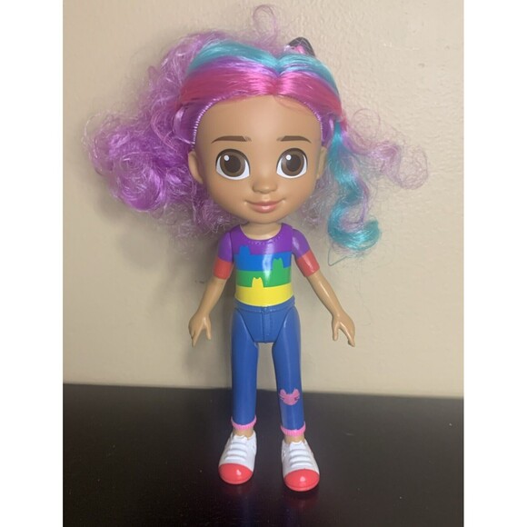 Gabby's Dollhouse Rainbow Gabby Deluxe Craft Doll - Picture 1 of 6